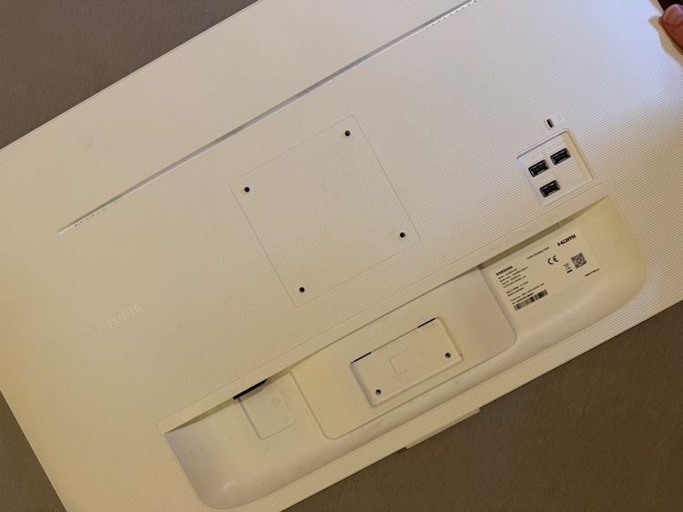 ขายหน้าจอสมาร์ทมอนิเตอร์ 4K Samsung Smart Monitor M7 32 นิ้ว สีขาวมินิมอล สภาพนางฟ้า ผลิตปี 2026 รูปที่ 5