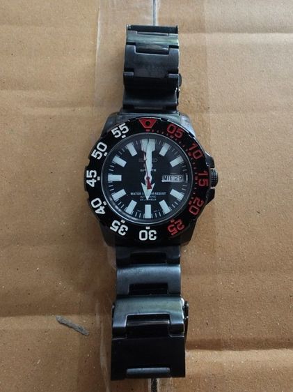 ดำ seiko mini monster