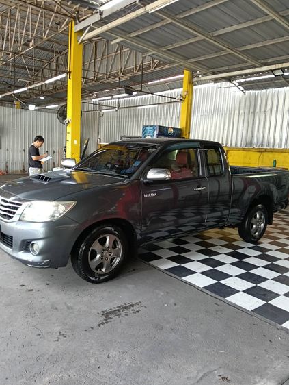Toyota Hilux Vigo Champ 2012 Smart Cab 2.5 E Pickup ดีเซล ไม่ติดแก๊ส เกียร์ธรรมดา เทา รูปที่ 3