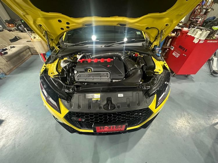 Audi Audi TT RS  2022 2.5 TFSI Quattro 4WD เบนซิน ไม่ติดแก๊ส เกียร์อัตโนมัติ เหลือง รูปที่ 4