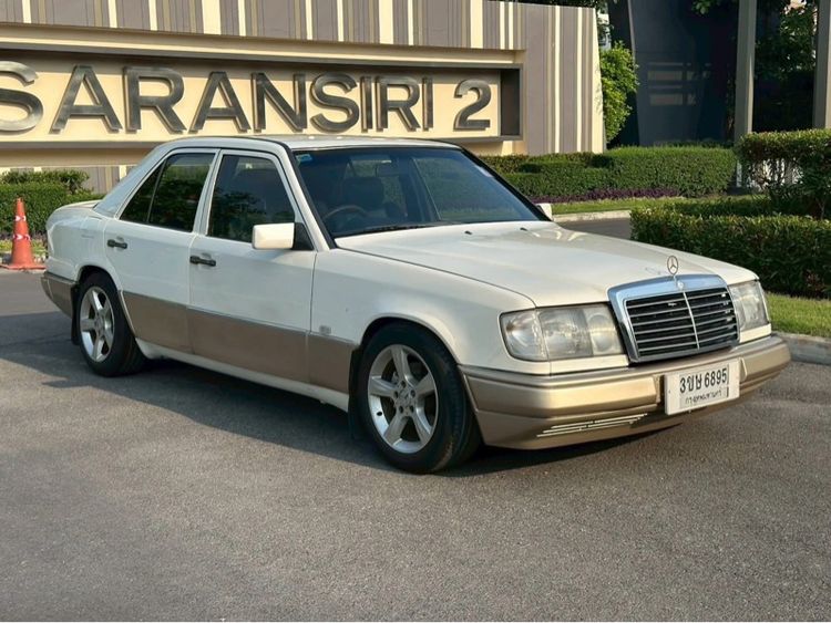 Mercedes-Benz E-Class 1991 E300 Sedan เบนซิน LPG เกียร์อัตโนมัติ ขาว รูปที่ 2
