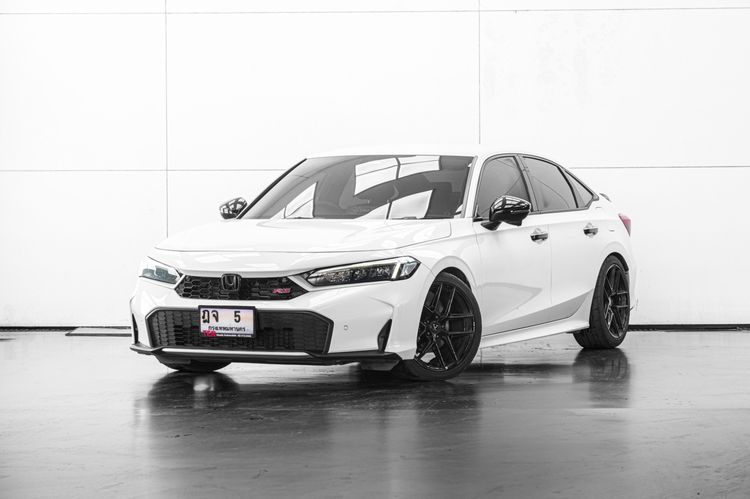 รถ Honda Civic 2.0 eHEV RS สี ขาว