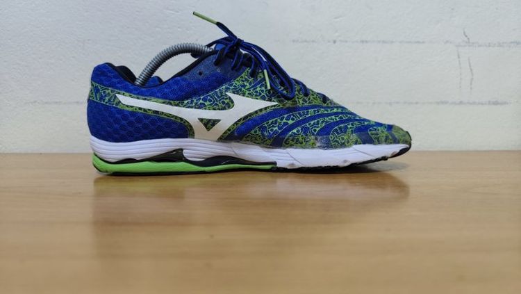 ผู้ชาย อื่นๆ รองเท้าวิ่ง Mizuno 42.0 27.0 แท้ มือสอง
