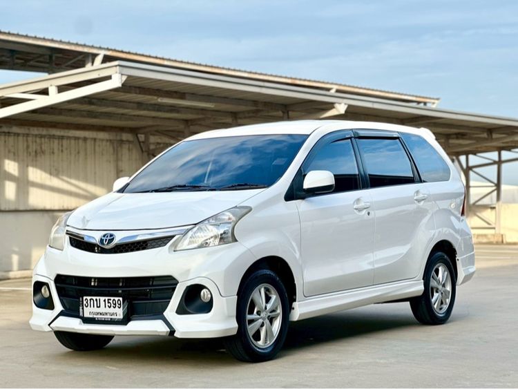 Toyota Avanza 2014 1.5 S Touring Van เบนซิน ไม่ติดแก๊ส เกียร์อัตโนมัติ ขาว รูปที่ 2