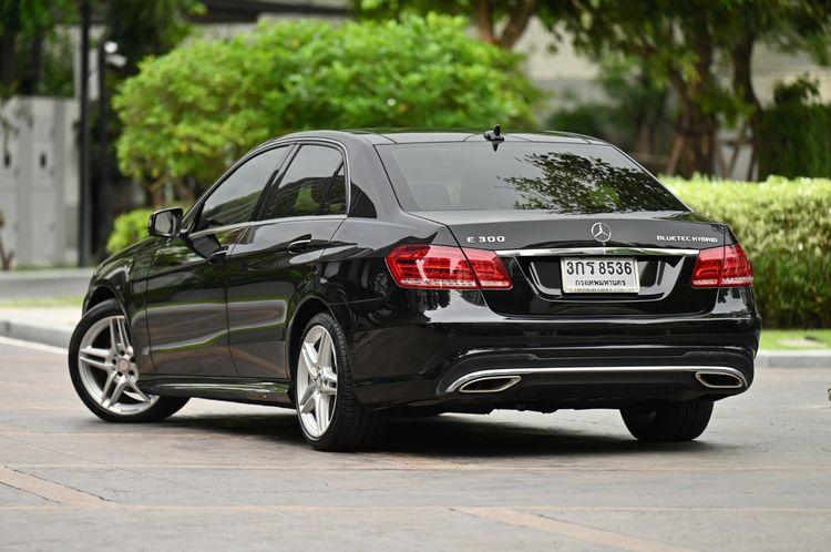 Mercedes-Benz E-Class 2014 E300 2.2 BlueTEC Hybrid AMG Dynamic Sedan ดีเซล ไม่ติดแก๊ส เกียร์อัตโนมัติ ดำ รูปที่ 3