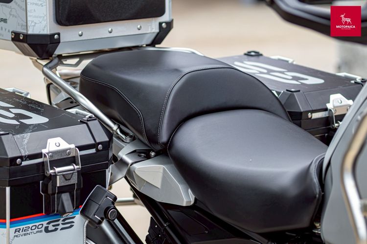 Bmw R1200GSA ปี2016 สีขาว วิ่ง80,000Km. พร้อมออกทริป รูปที่ 17