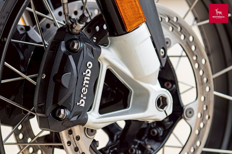Bmw R1200GSA ปี2016 สีขาว วิ่ง80,000Km. พร้อมออกทริป รูปที่ 14