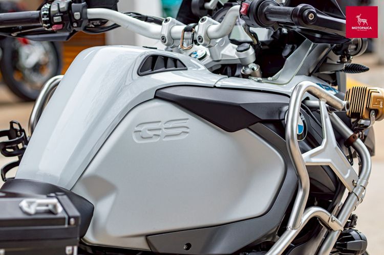 Bmw R1200GSA ปี2016 สีขาว วิ่ง80,000Km. พร้อมออกทริป รูปที่ 15