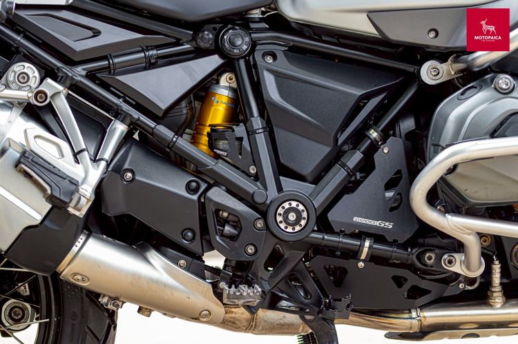 Bmw R1200GSA ปี2016 สีขาว วิ่ง80,000Km. พร้อมออกทริป รูปที่ 12