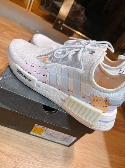 รองเท้าผ้าใบ หลากสี รองเท้า adidas 