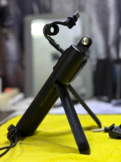 Grip Volta For Go Pro 10 แบตเตอรี่ใช้งานได้ดี มีรอยตามภาพ อุปกรณ์เดิมพร้อมกล่อง