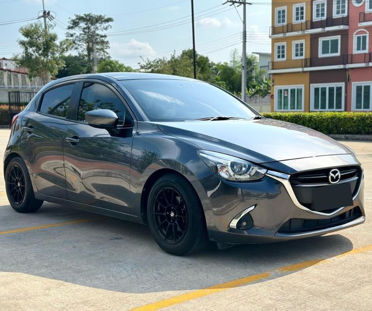 Mazda Mazda 2 2018 1.3 Sports High Connect Sedan เบนซิน ไม่ติดแก๊ส เกียร์อัตโนมัติ เทา รูปที่ 3