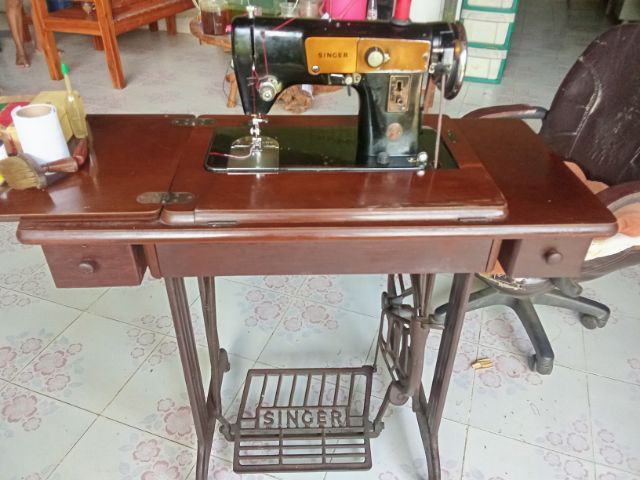 ขายจักรเย็บผ้า Singer รุ่น 224 ปีที่ผลิต 1960 สภาพเดิม 0928939293