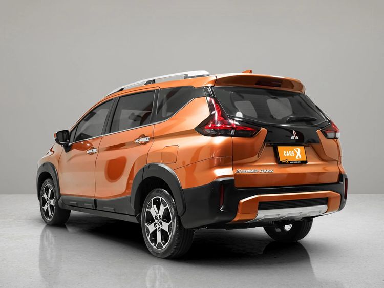 Mitsubishi Xpander Cross 2020 1.5 Utility-car เบนซิน ไม่ติดแก๊ส เกียร์อัตโนมัติ ส้ม รูปที่ 4
