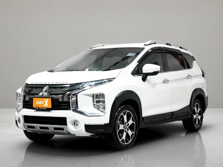 รถ Mitsubishi Xpander Cross 1.5 สี ขาว