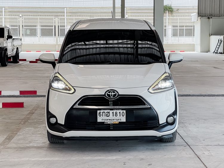 Toyota Sienta 2018 1.5 V Utility-car เบนซิน ไม่ติดแก๊ส เกียร์อัตโนมัติ ขาว รูปที่ 2