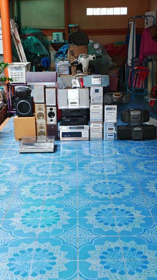 ขายเหมาตีเป็นงานช่าง ไฟเข้าทุกตัวไฟ100v.จำนวน25ชิ้น มีคลิป ขอคนไม่เรื่องเยอะนะครับ ไม่แยกไม่ต้องทักมา ไม่รวมส่งจัดส่งได้สามารถเรียกลาลามูฟได้
