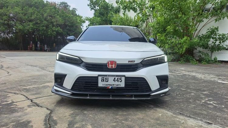 รถ Honda Civic 1.5 Turbo RS สี ขาว