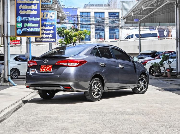 Toyota Yaris 2021 1.2 Sport Sedan เบนซิน เกียร์อัตโนมัติ เทา รูปที่ 3