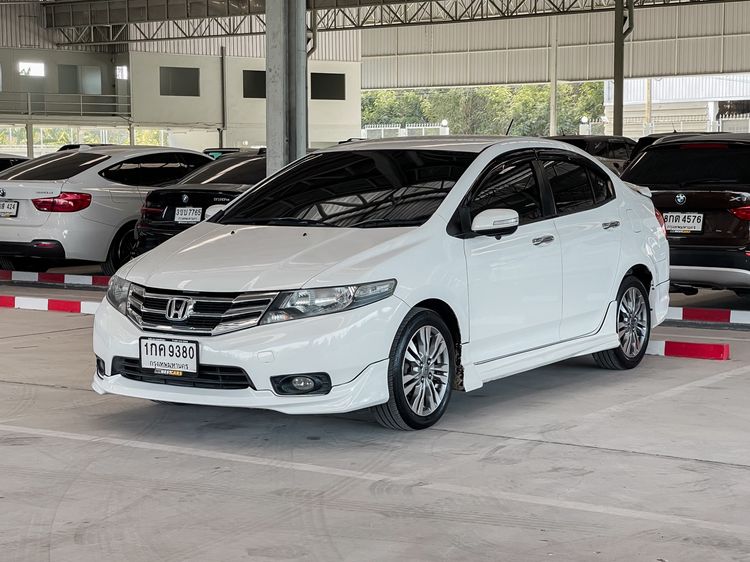 รถ Honda City 1.5 Sv i-VTEC สี ขาว