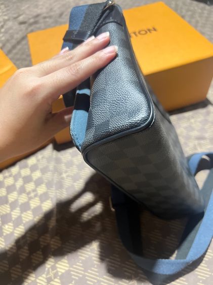 louis vuitton district pm พร้อมอปก รูปที่ 4