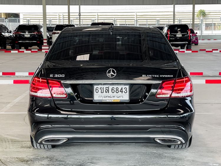Mercedes-Benz E-Class 2015 E300 2.2 BlueTEC Hybrid AMG Dynamic Sedan ไฮบริด ไม่ติดแก๊ส เกียร์อัตโนมัติ ดำ รูปที่ 4