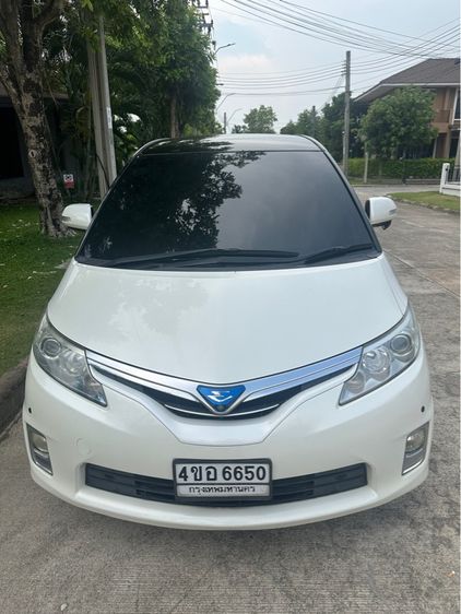 รถ Toyota Estima 2.4 Hybrid E-Four 4WD สี ขาว