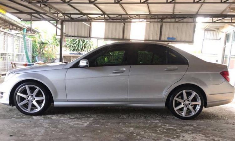 Mercedes-Benz C-Class 2013 C200 CGI Sedan เบนซิน ไม่ติดแก๊ส เกียร์อัตโนมัติ บรอนซ์เงิน รูปที่ 4