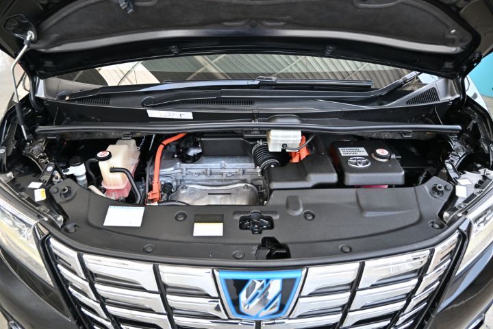 Toyota Alphard 2017 2.5 Hybrid E-Four 4WD Utility-car ไฮบริด เกียร์อัตโนมัติ ดำ รูปที่ 4