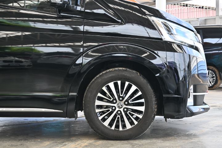 Toyota Majesty 2021 2.8 Premium Van ดีเซล เกียร์อัตโนมัติ ดำ รูปที่ 4