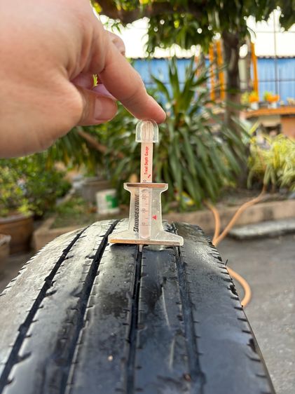 Bridgestone ยางใช้งานแล้ว 7.00r16 radial r200 ชุดนี้มี 4ชุด มียางใน รูปที่ 8