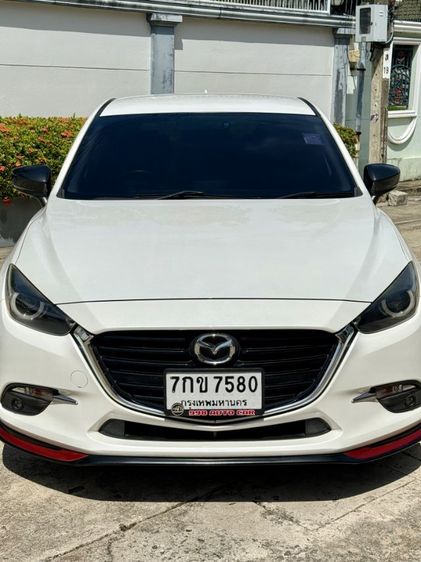 Mazda Mazda3 2018 2.0 S Sports Sedan เบนซิน ไม่ติดแก๊ส เกียร์อัตโนมัติ ขาว รูปที่ 4