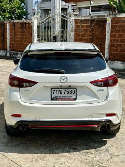 Mazda Mazda3 2018 2.0 S Sports Sedan เบนซิน ไม่ติดแก๊ส เกียร์อัตโนมัติ ขาว รูปที่ 3