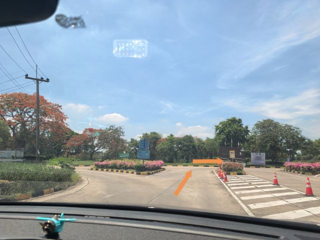 ใช่ ที่ดินเปล่า268ตรว. ในสนามกอล์ฟวินด์เซอร์ Windsor รูปที่ 2