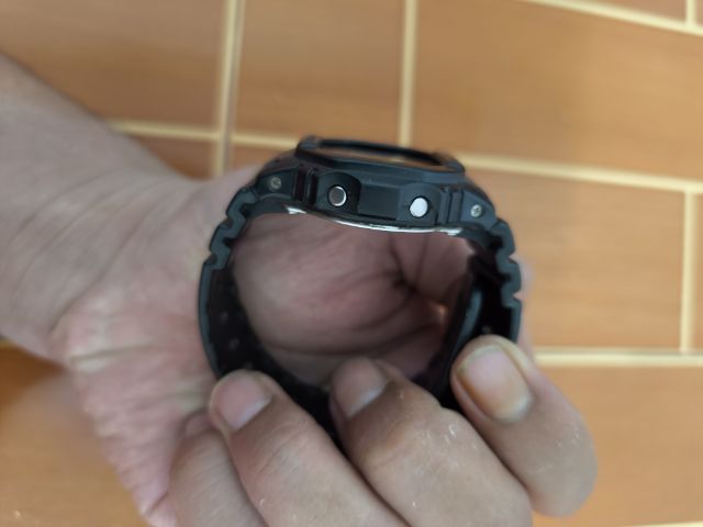  Casio G-Shock DW-5600BB-1