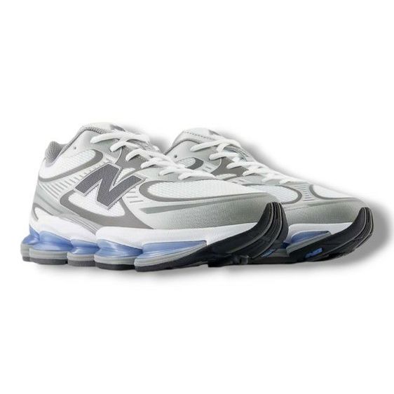 New Balance Abzorb 2000

42 26.5cm 