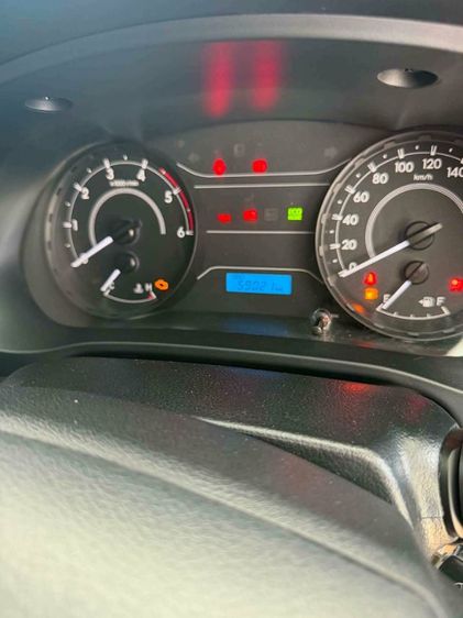 Toyota Hilux Revo 2020 2.4 Z Edition Entry Pickup ดีเซล ไม่ติดแก๊ส เกียร์ธรรมดา ขาว รูปที่ 2