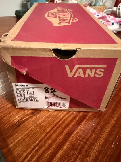 รองเท้าผ้าใบ Vans รูปที่ 3
