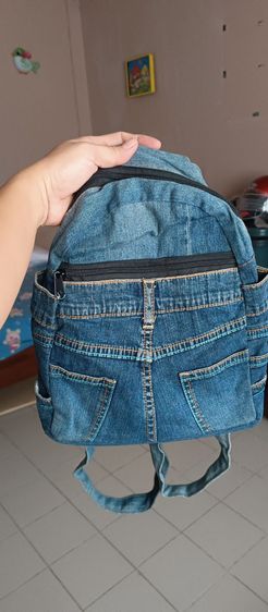 กระเป๋าเป้ผ้ายีนส์ 250 บาทรวมส่ง