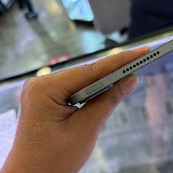 iPad Pro 12.9 256GB Gen5 M1 WiFi สีดำ เครื่องศูนย์ โมเดลTH จอ12.9นิ้ว ชิฟM1 สภาพสวยมาก เครื่องใช้งานดีเยี่ยม รูปที่ 7