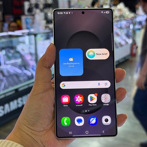 Galaxy S25 Ultra 256 GB Samsung S25 Ultra Titanium Whitesilver เครื่องศูนย์ สภาพสวยมากๆ จอ6.9นิ้ว แรม12รอม256 Snap8 Elite กล้อง200ล้าน(4ตัว)🔥🔥