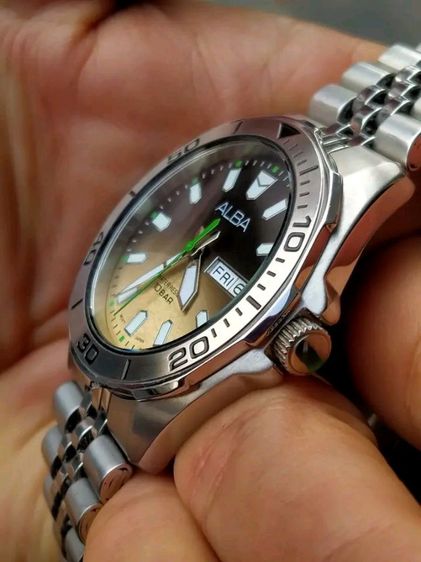 นาฬิกา Alba ถ่าน ขอบหมุนได้
สภาพดีมาก เดินดี ใช้งานปกติ รูปที่ 3