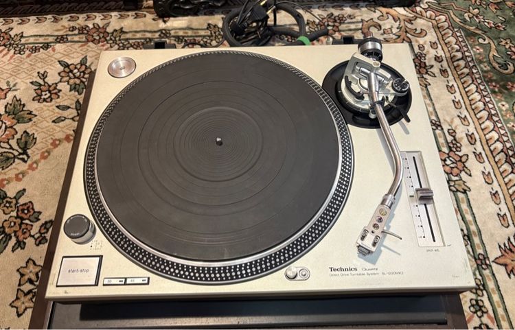 Technics sl1200 mk1เทิร์นเทเบิ้ล