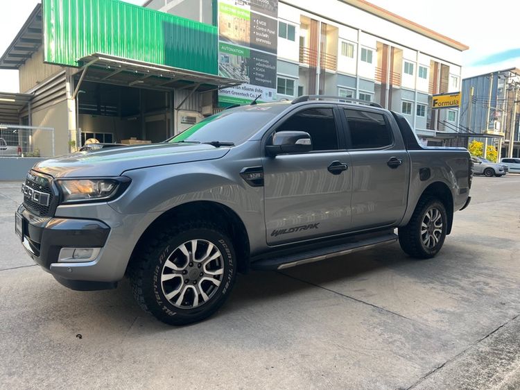 รถ Ford Ranger 3.2 Wildtrak 4WD สี เทา