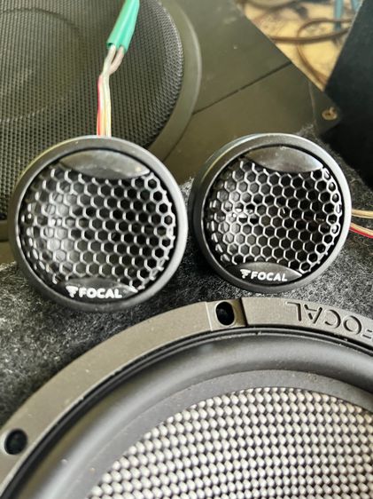 FOCAL 165AS ลำโพงแยกชิ้น 6.5” FOCAL 165AC ลำโพงแกนร่วม 6.5” FOCAL IBUS20 Active Subwoofer ใต้เบาะ รูปที่ 8