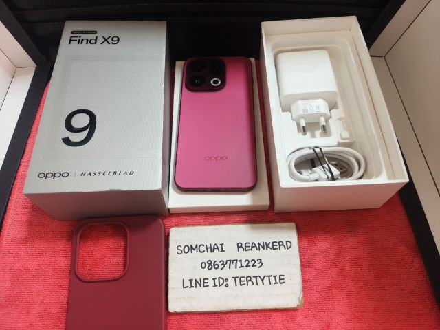 256 GB ขาย Oppo Find X9 5G สี Velvet Red เครื่องศูนย์ไทย