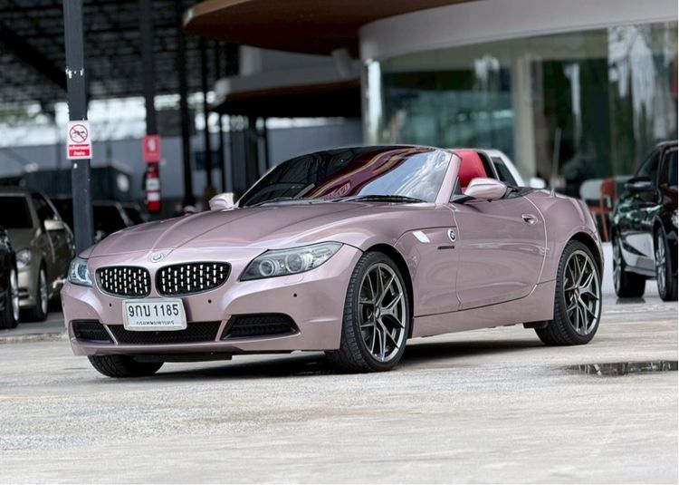 รถ BMW Z4 2.0 sDrive20i สี ชมพู