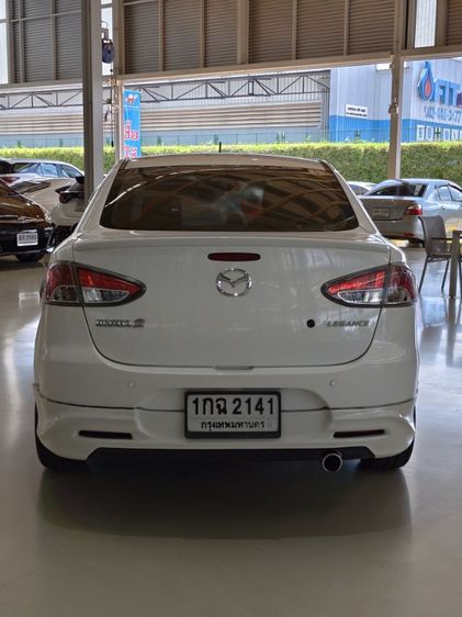 Mazda Mazda 2 2012 1.5 Elegance Spirit Sedan เบนซิน ไม่ติดแก๊ส เกียร์อัตโนมัติ ขาว รูปที่ 4