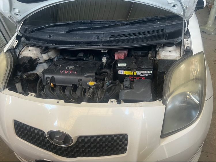 Toyota Yaris 2007 1.5 S เบนซิน ขาว รูปที่ 4
