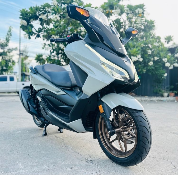 ปี2024 Honda Forza350 รับแลกเทิน เล่มชุดโอนครบ รูปที่ 8